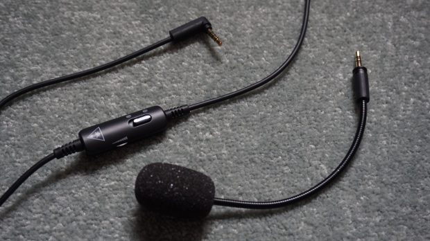 Turtle Beach Recon 150 microphone, jack and in-line control