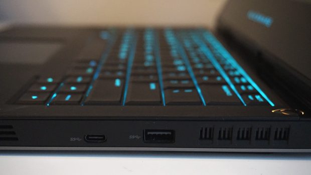 Alienware 13 side