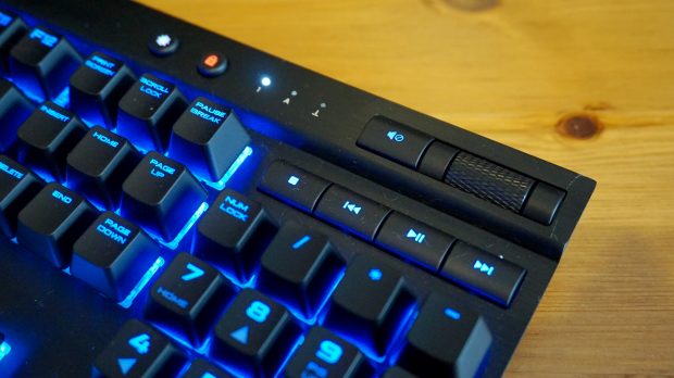 couscous Slutning Kæmpe stor Corsair K70 Lux RGB Silent MX review | Rock Paper Shotgun