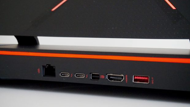 HP Omen X 17 ports