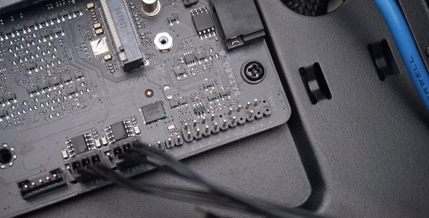 If you squint, you can see tiny, tiny letters saying + PWR LED and + HDD LED on the motherboard's very lower edge. If you squint, you can see tiny, tiny letters saying + PWR LED and + HDD LED on the motherboard's very lower edge.