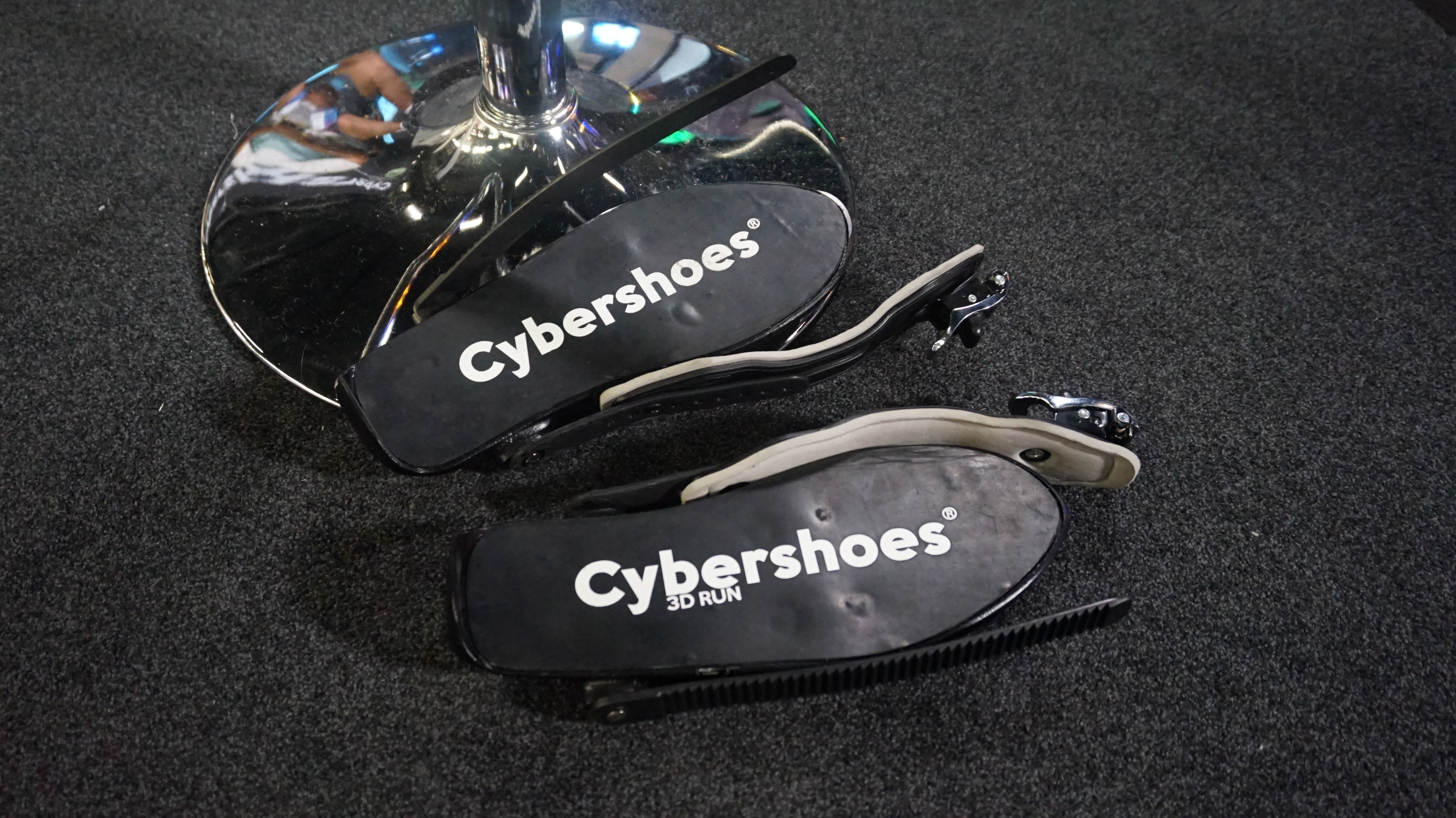 Ran round. Cybershoes купить.