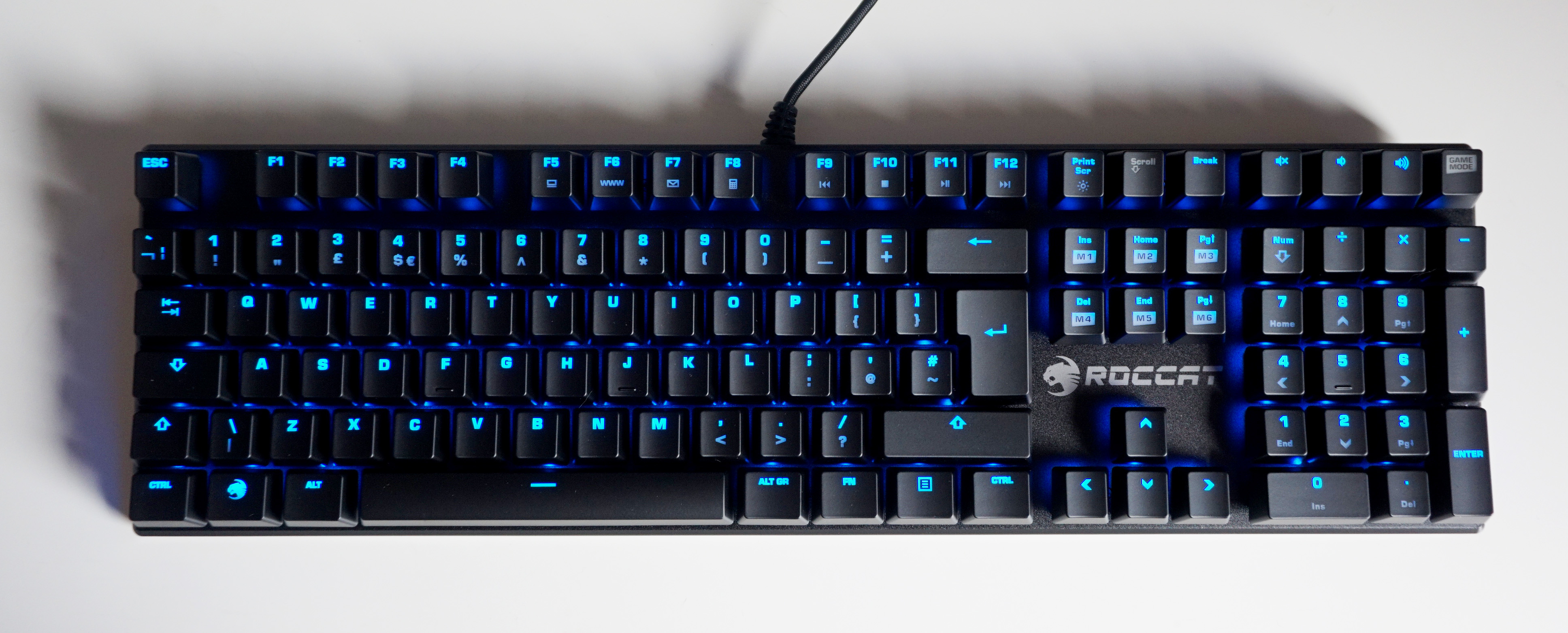 roccat suora rgb