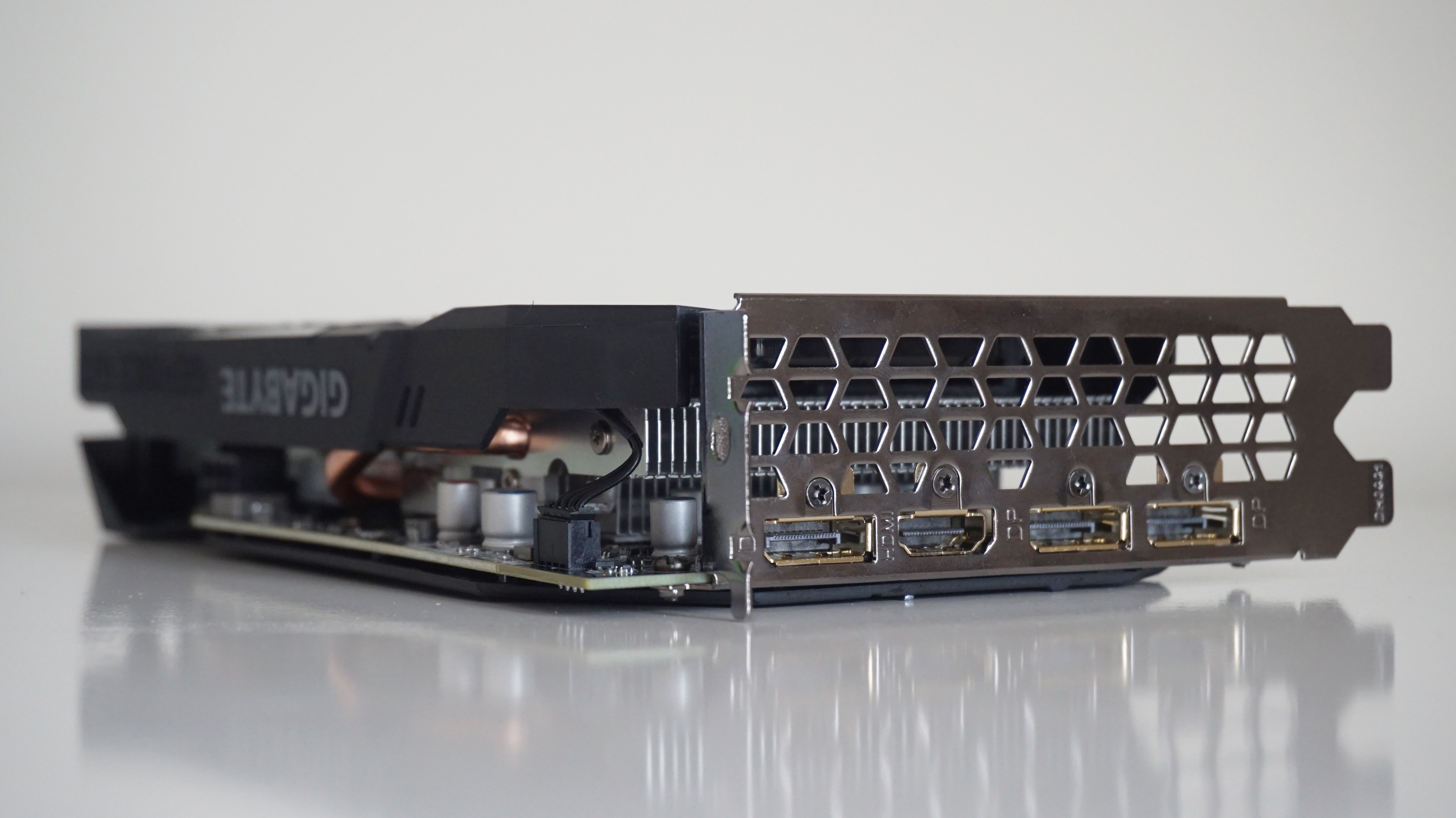 how much vram does nvidia geforce gtx 860m have