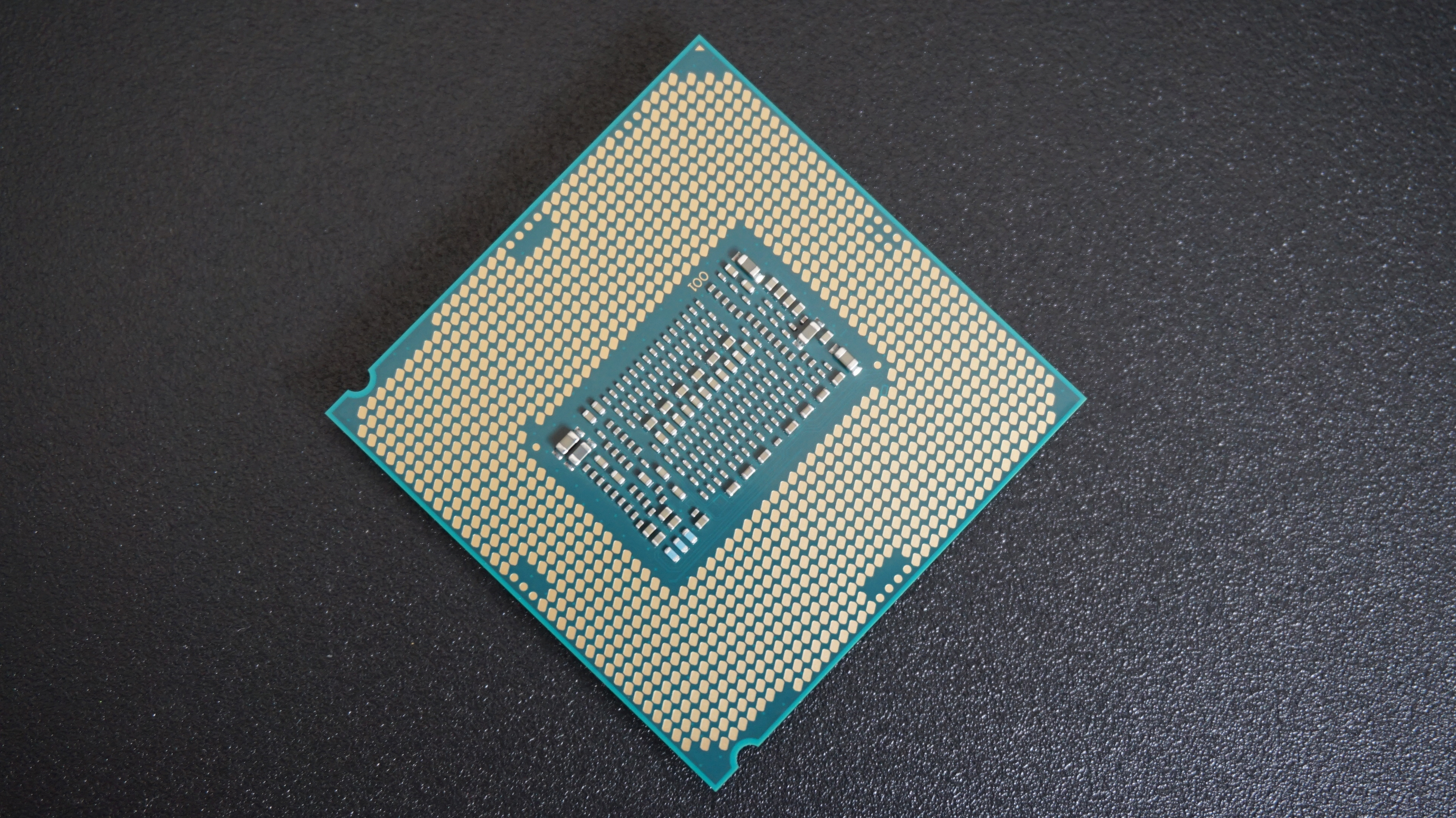 Intel core i5 оперативная память. Intel i5 8400. Intel Core i5-8600k. Intel Core i5-8400. Intel i5 8400 литография.