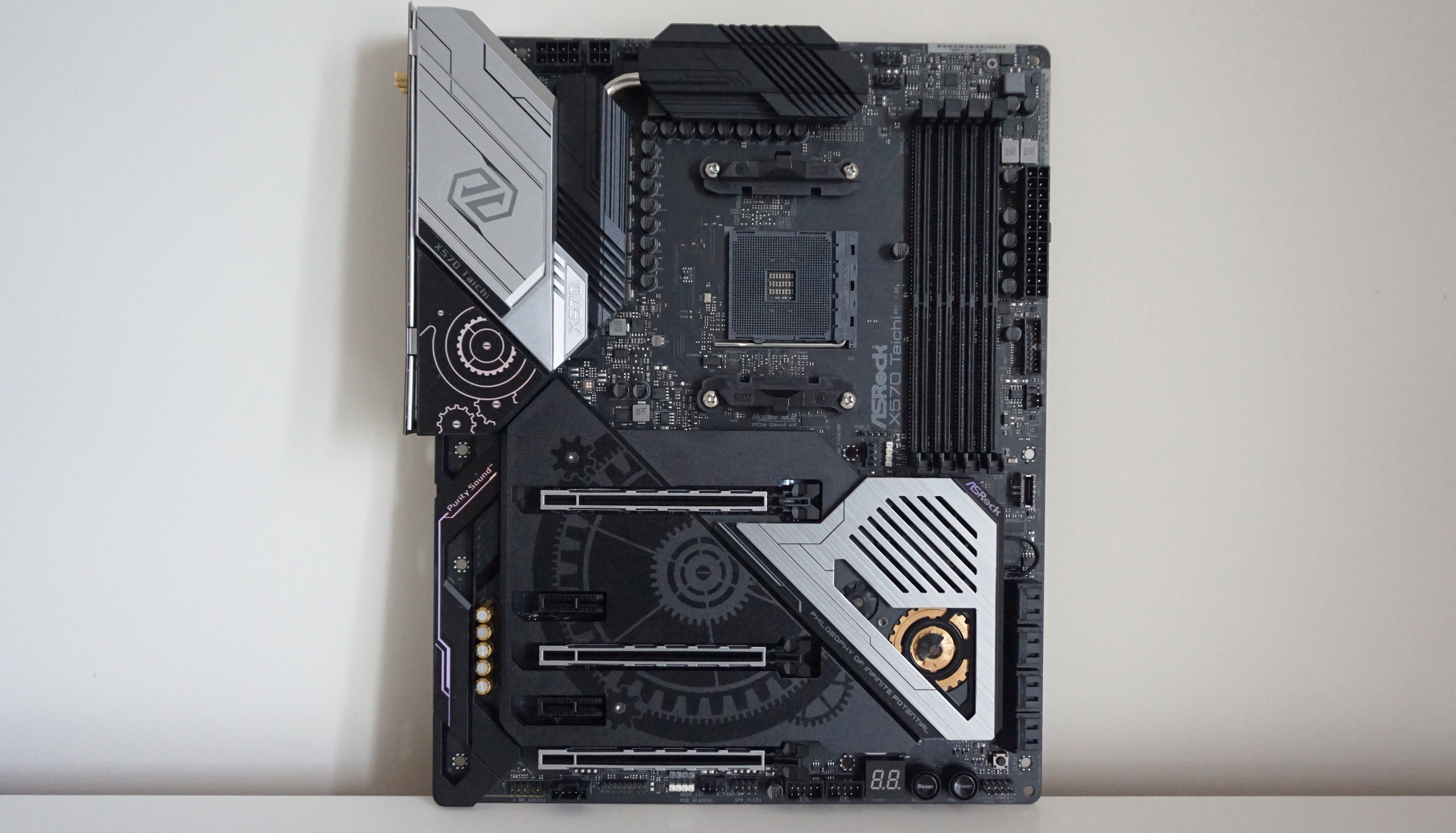 超特価格安ASRock X570 Taichi Socket AM4 ATXマザーボード マザーボード