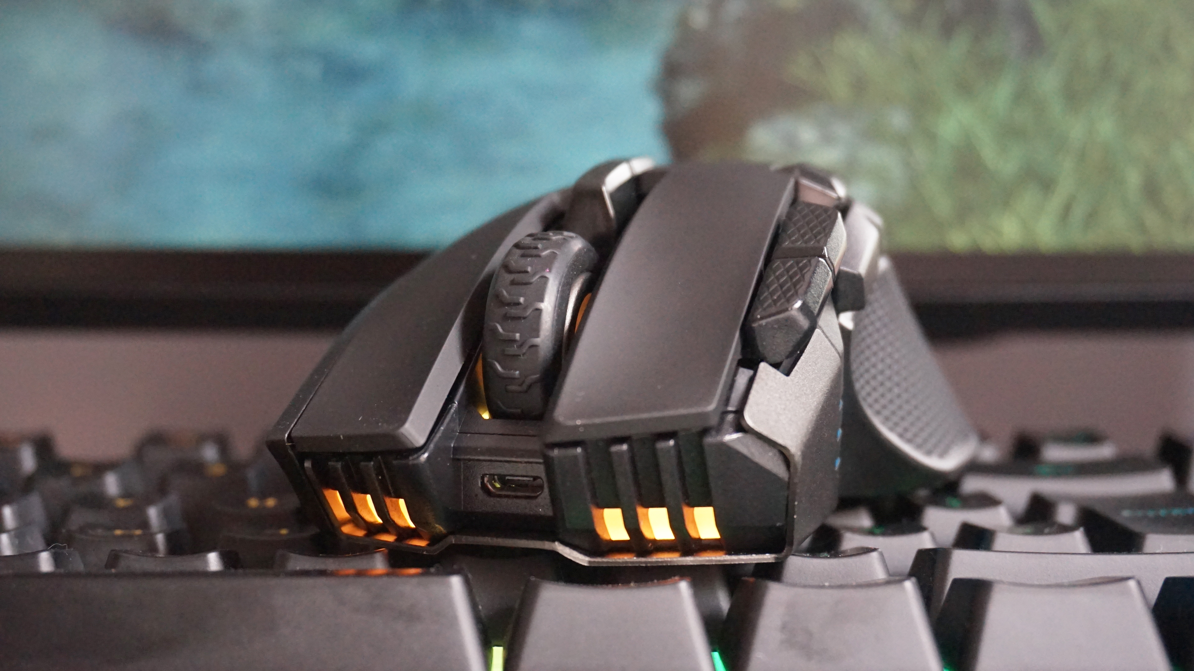 REVIEW – CORSAIR IRONCLAW RGB WIRELESS GAMING MOUSE – Killer Robotics