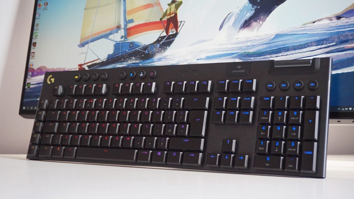 Logitech G915 Lightspeed Wireless - Best gaming keyboard 2020