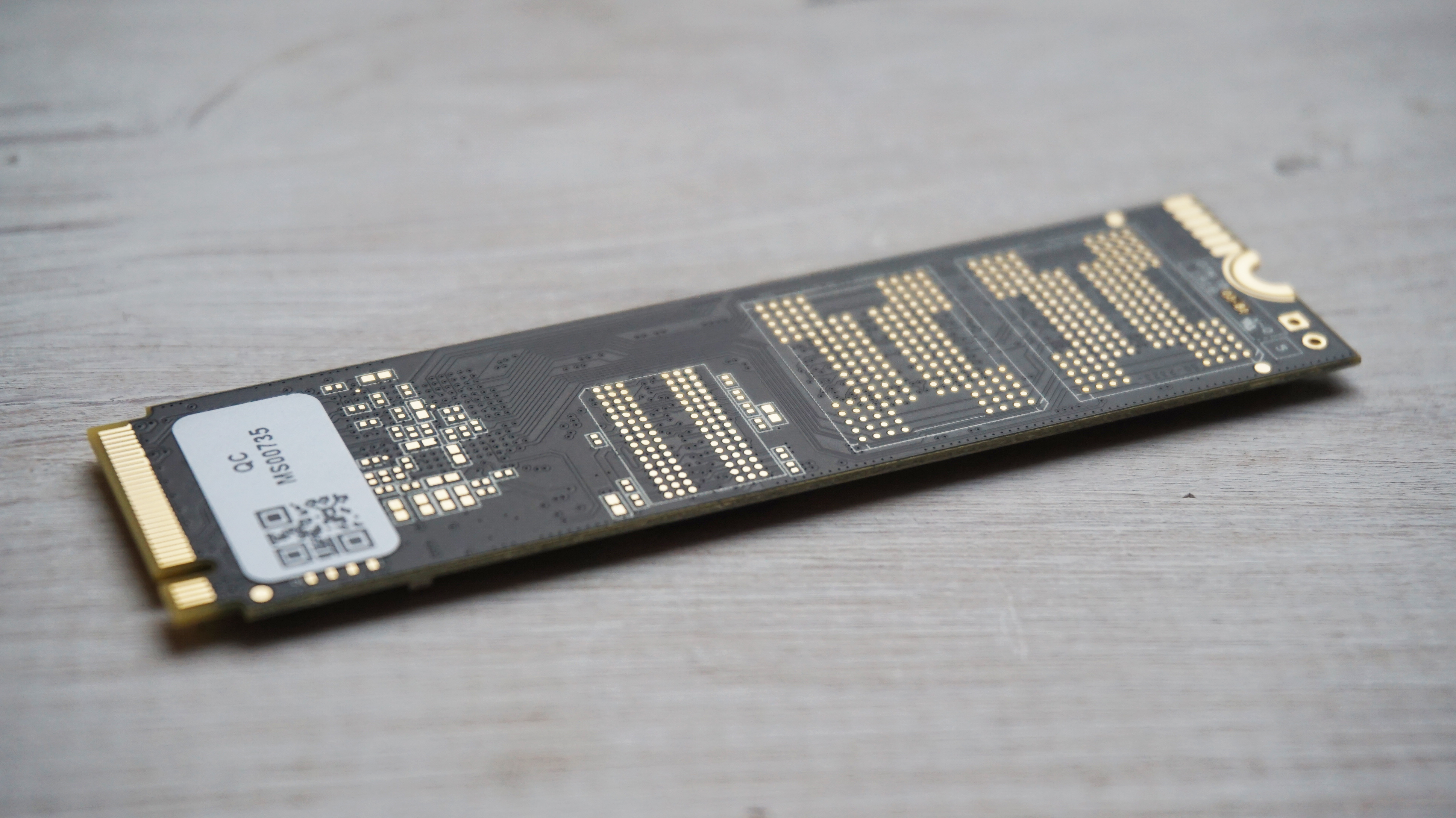 Crucial p2 ssd. Crucial SSD 1tb. Apple SSD m2. SSD m2 NVME crucial. Crucial p2 ct250p2ssd8 250гб.