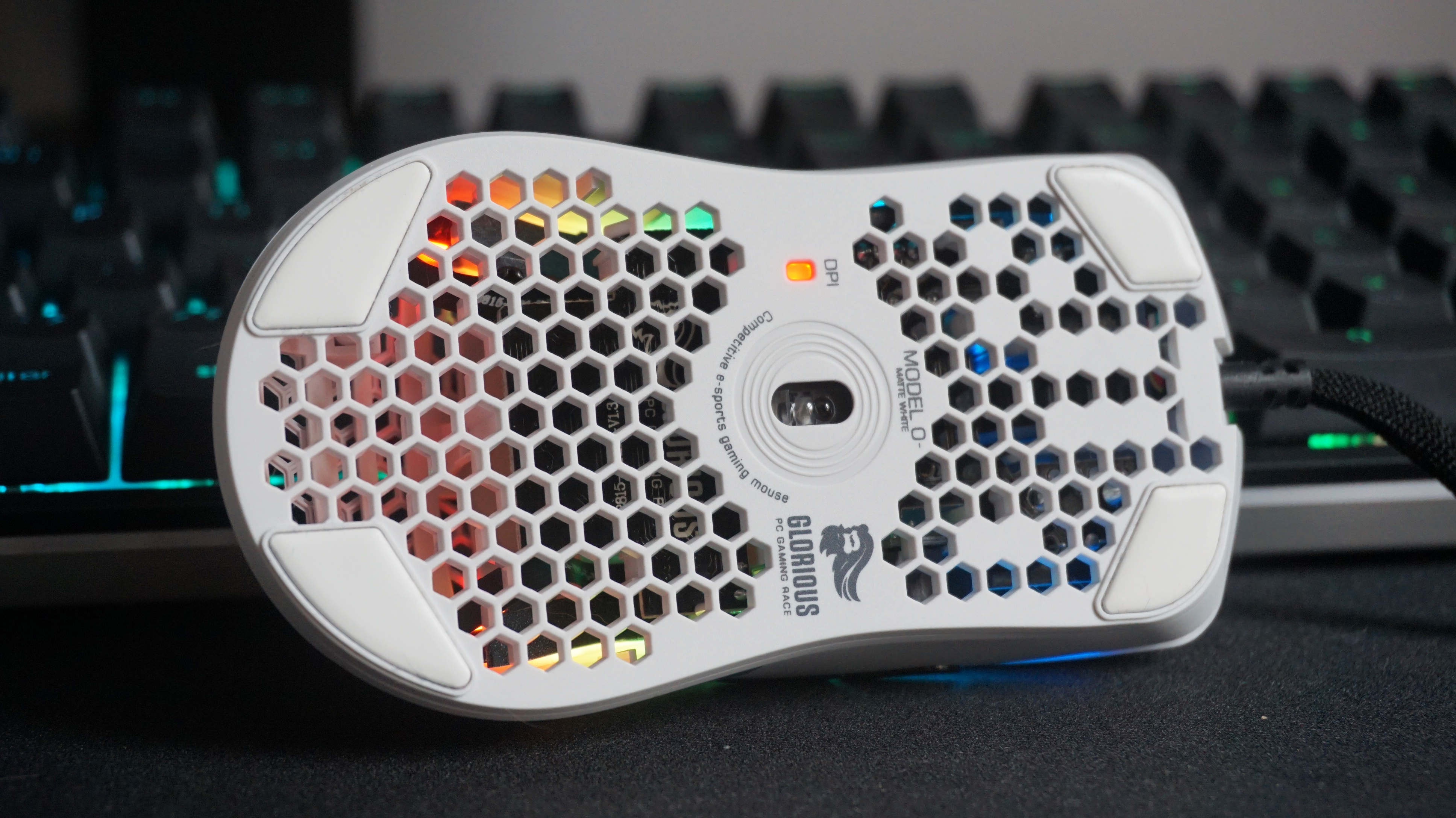 Glorious Model O Mouse Review - Software & Lighting