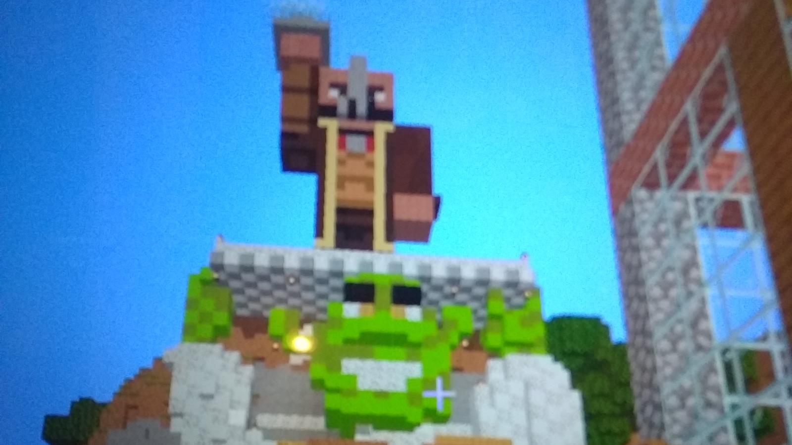 Shrek With Infinity Gauntlet Minecraft Skin