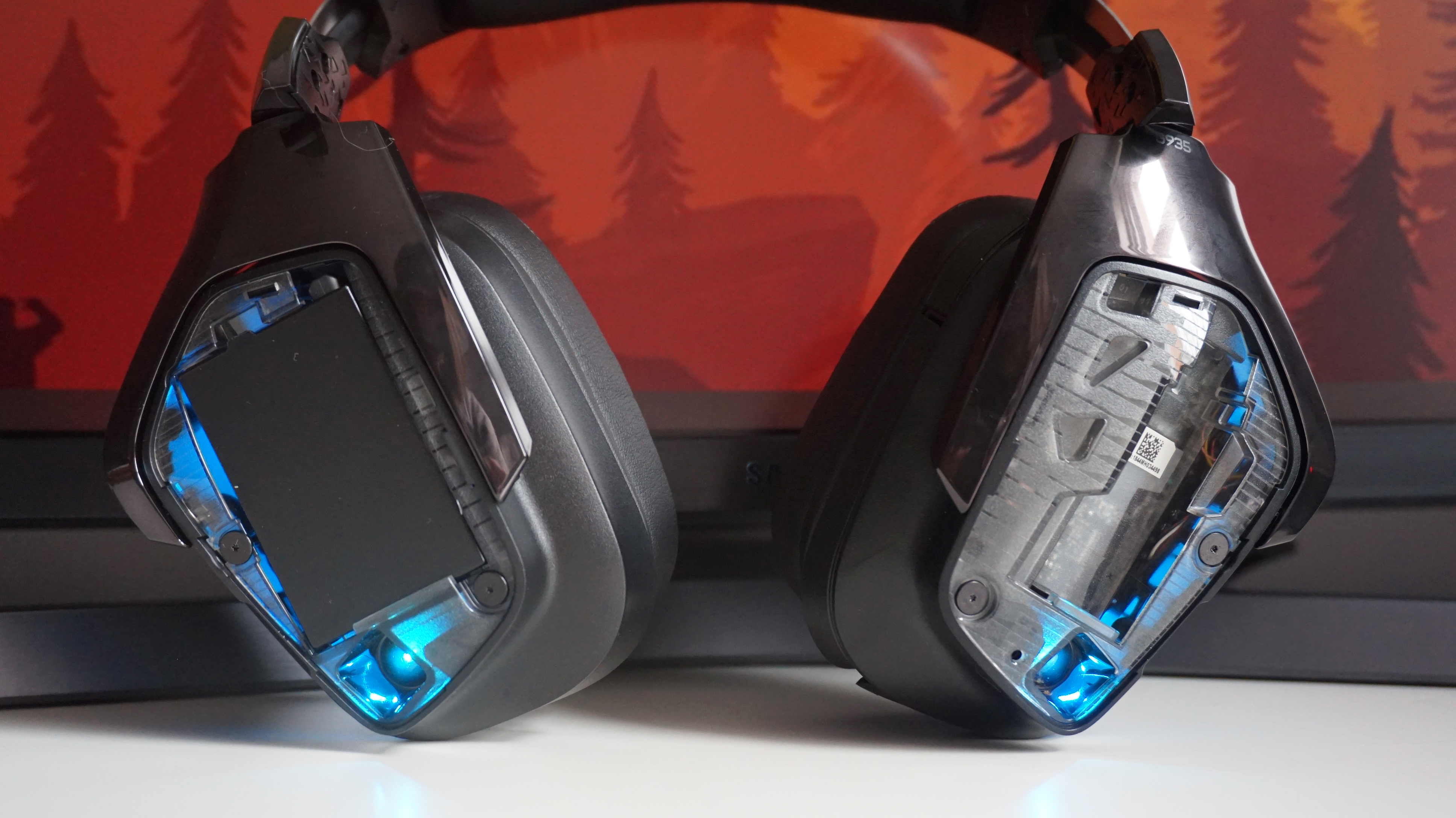 Som regel Skal stak Logitech G935 review: An outstanding wireless gaming headset | Rock Paper  Shotgun