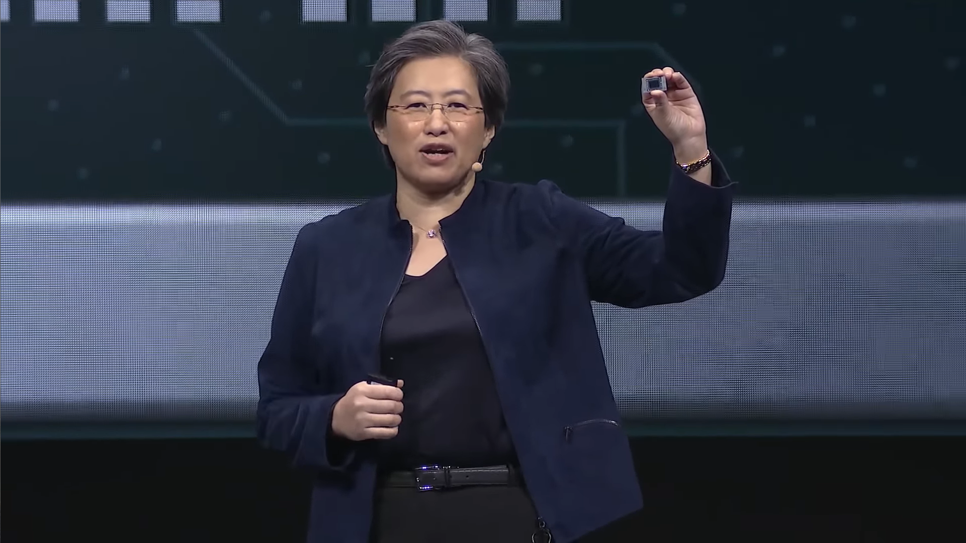 CES 2020  AMD s Ryzen 4000 laptop CPUs bring the fight to Intel - 25